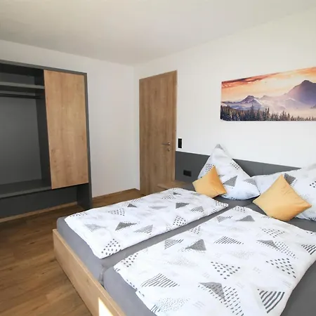 Georg Apartment *